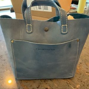 Portland Leather Goods mini crossbody Almost Perfect bluebell